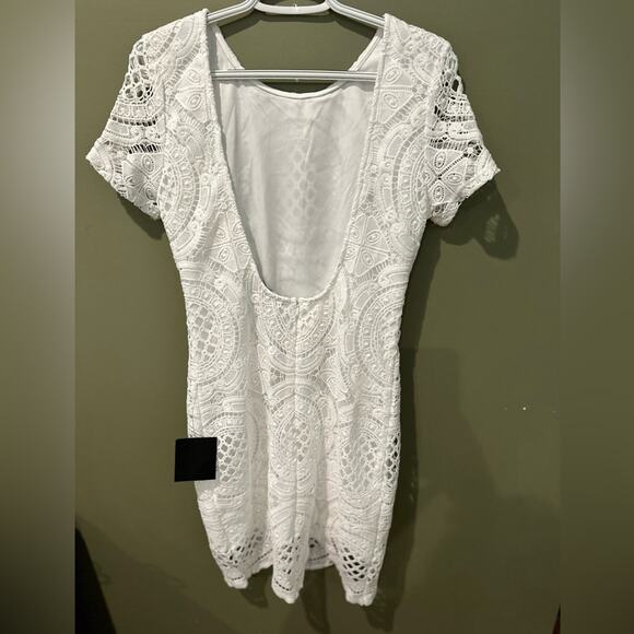 NWT Lulus Crochet Lace Scalloped Edge
Short Sleeve Sheath Dress Backless - Picture 7 of 7